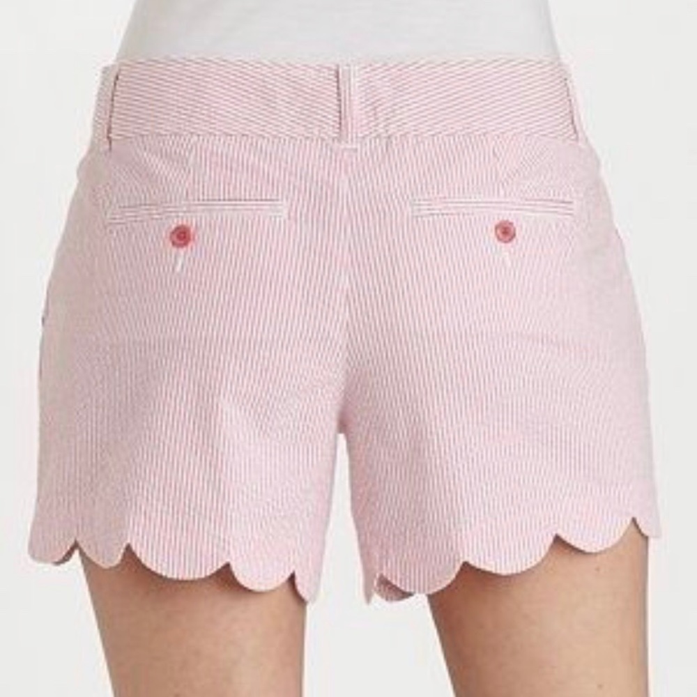 LILLY PULITZER SEER SUCKER SCALLOPED SHORTS - Picture 2 of 6